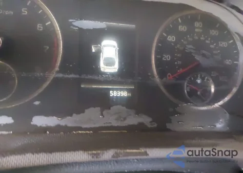 2024 Kia K5 Gt-Line z USA, uszkodzony, nr VIN 5XXG64J22RG250324